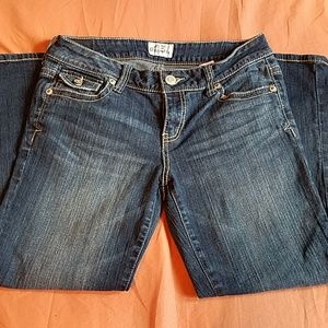 Aeropostle Capri